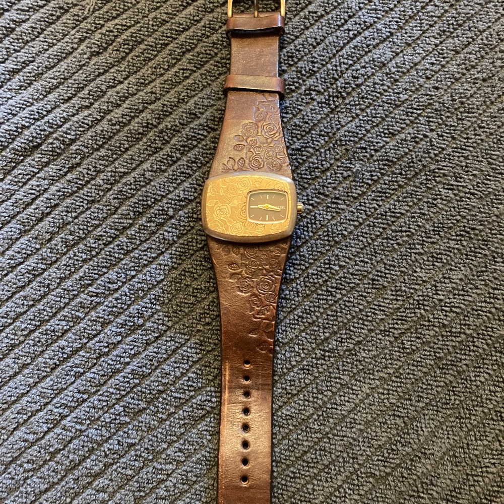 Fossil watch